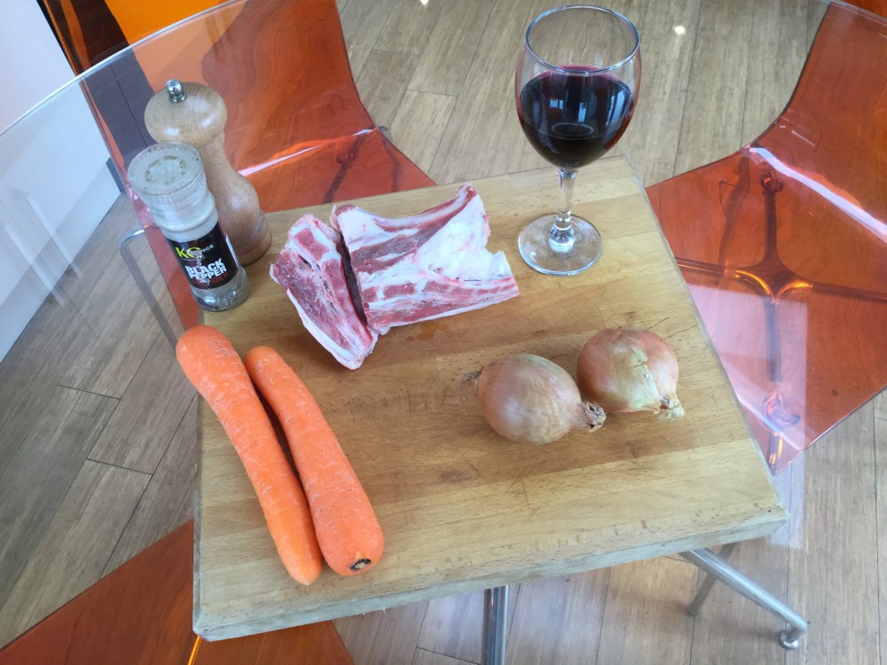 ラムのグレービーソースの材料